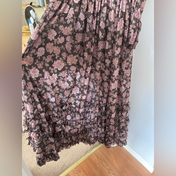 V. Chapman Carmella Dress in Chocolate Peony Print - Picture 8 of 11